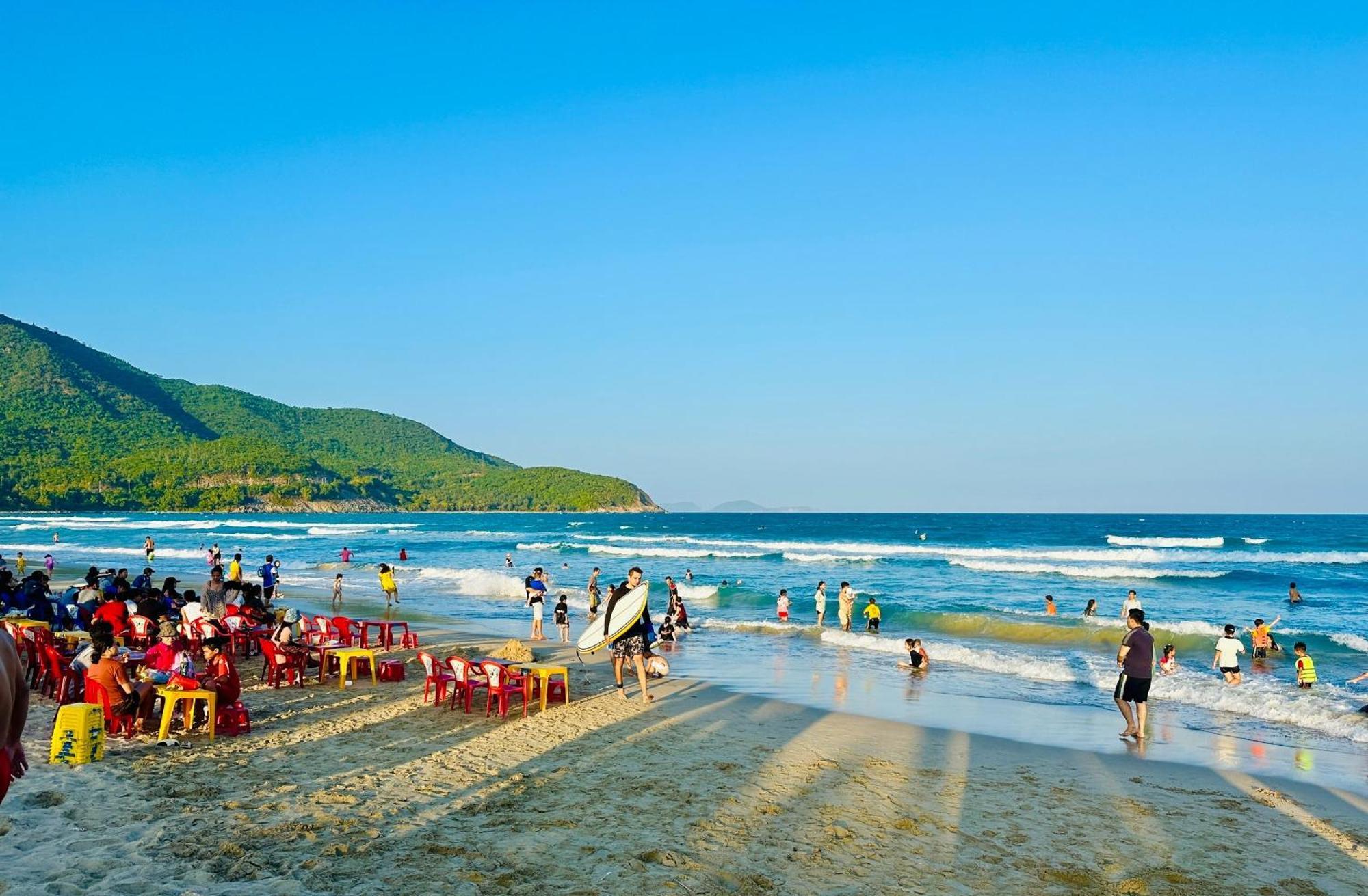 Moc Homestay- Near Bai Dai Beach Cam Lam Exteriör bild