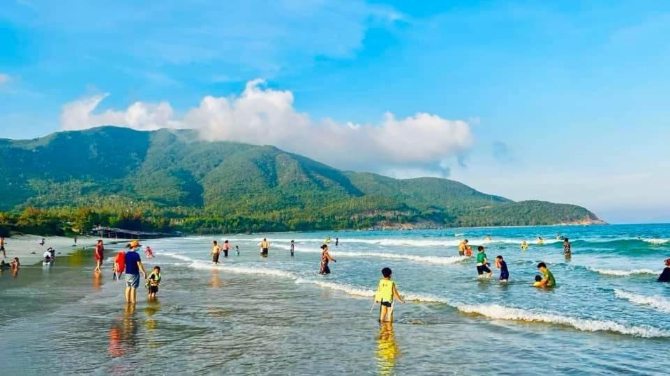 Moc Homestay- Near Bai Dai Beach Cam Lam Exteriör bild