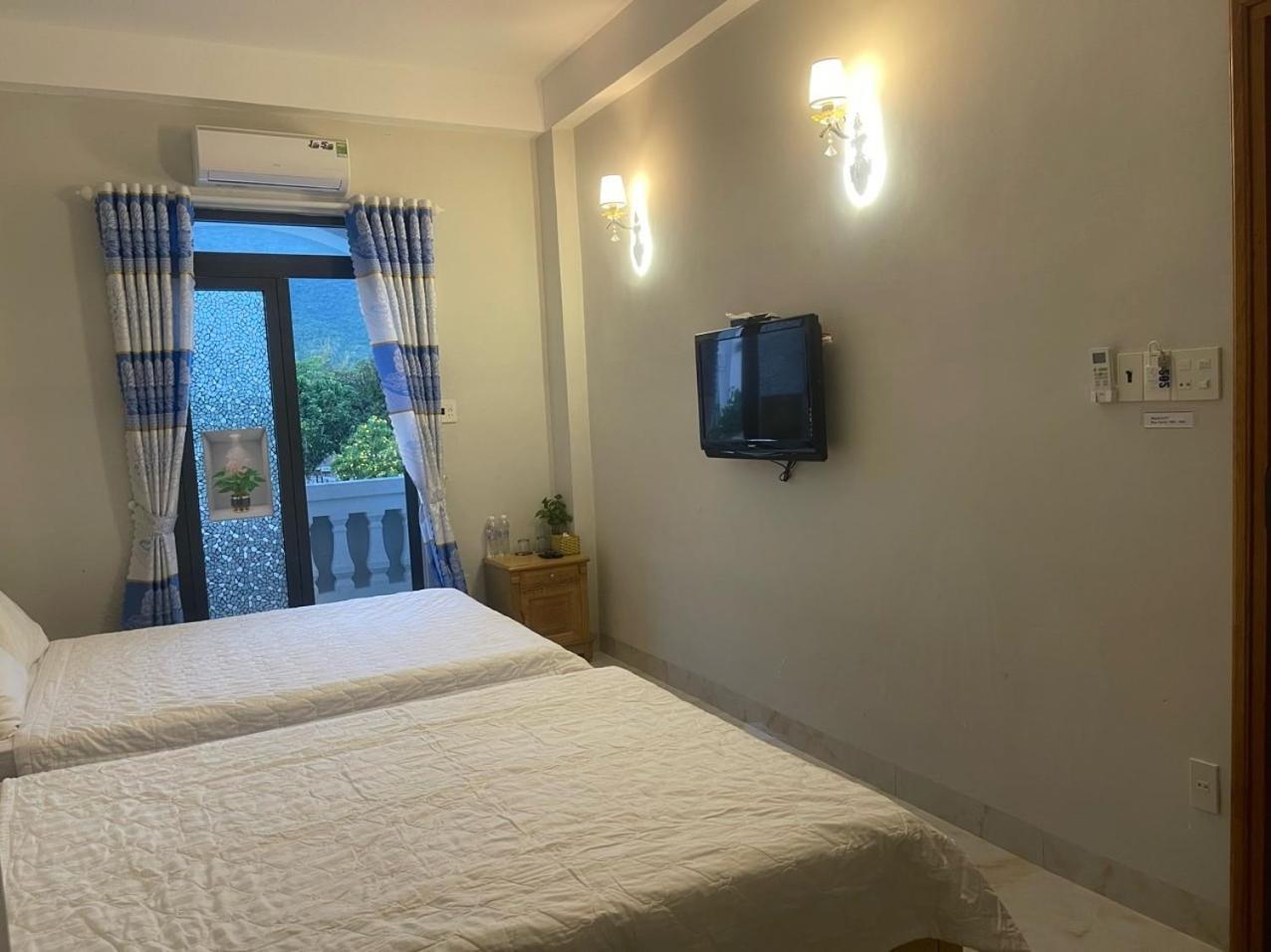 Moc Homestay- Near Bai Dai Beach Cam Lam Exteriör bild