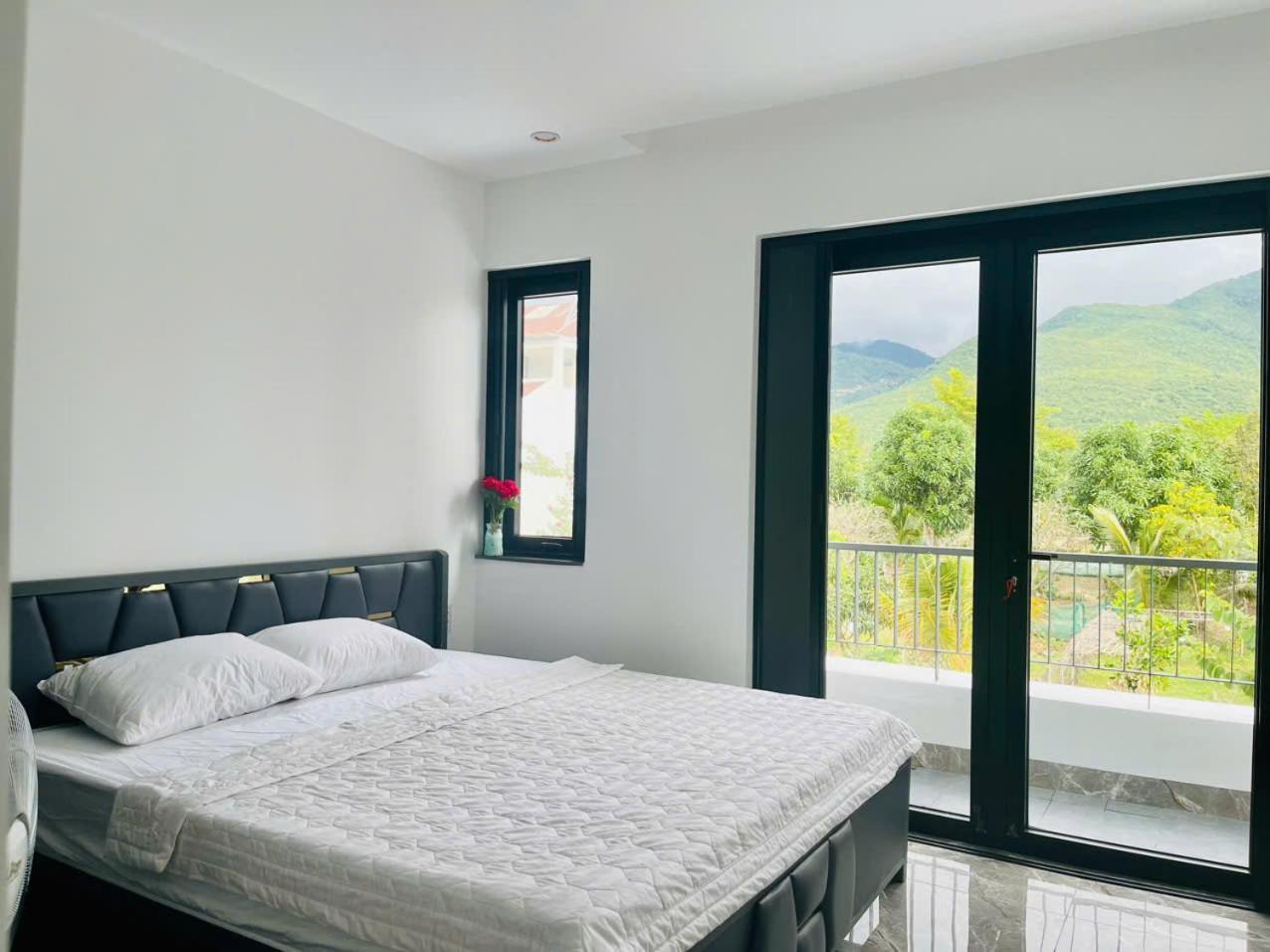 Moc Homestay- Near Bai Dai Beach Cam Lam Exteriör bild